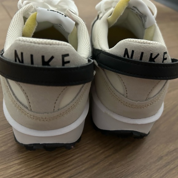 Nike Waffle Debut Sneakers-NEVER WORN - Picture 2 of 4
